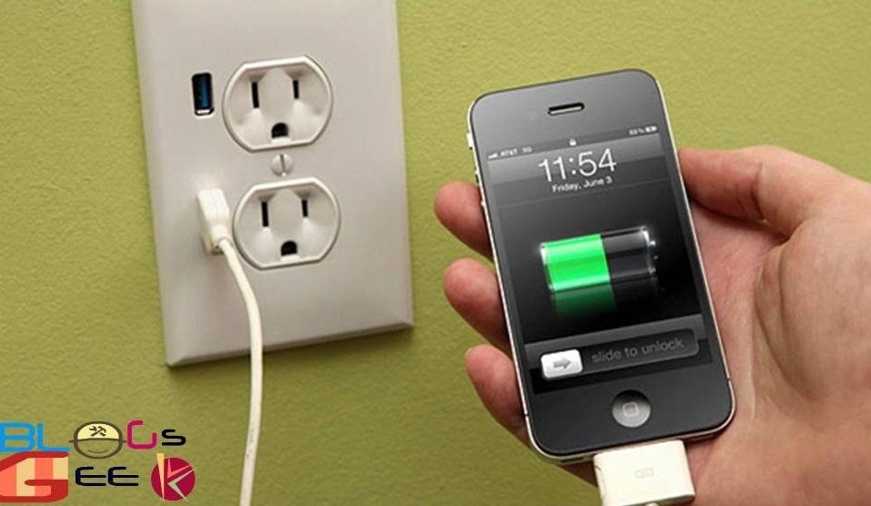 Hackers Can Hack Your Mobile Devices While Charging